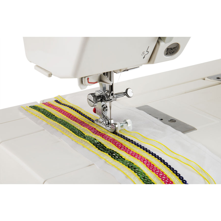 Sewing machine ribbon sequin foot accessory for precise stitching