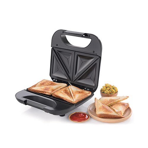 Usha Sandwich Maker 3772 Stainless Steel with non-stick plates and cool-touch handle